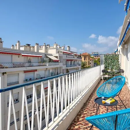 #15 2p Magnan Sea View 5 Min Beach Terrace & Parking